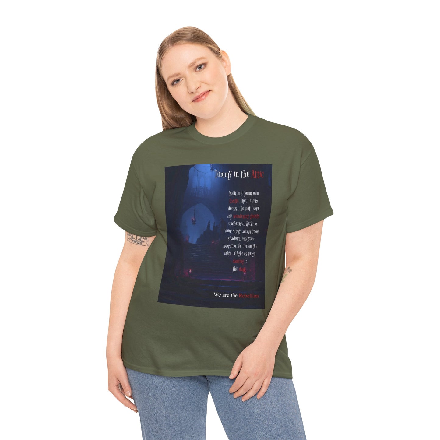 Inside Castle (Canada) Unisex Heavy Cotton Tee