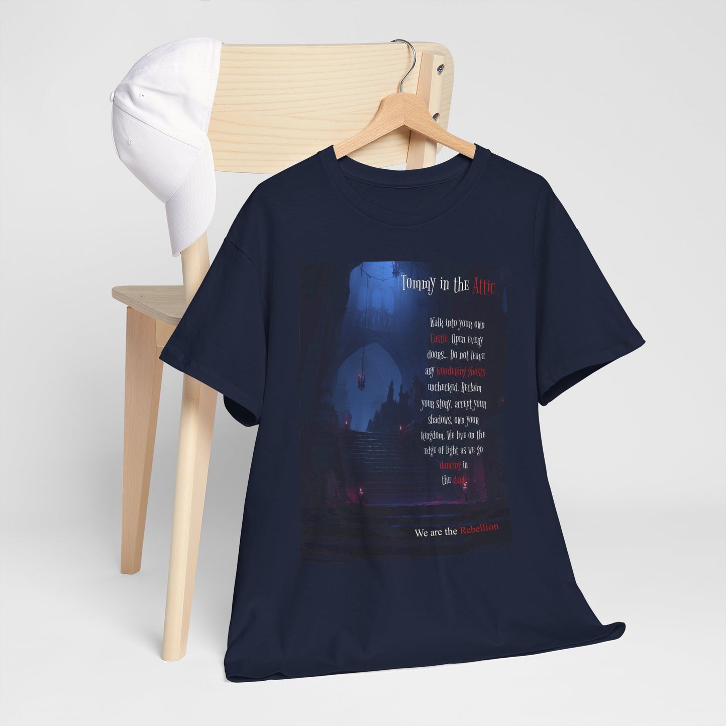 Inside Castle (Canada) Unisex Heavy Cotton Tee